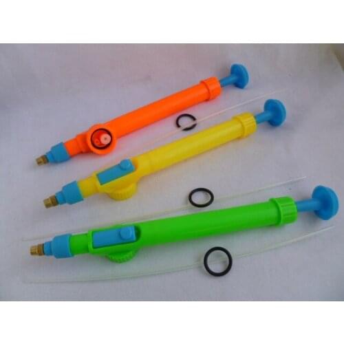 Reciprocal Sprayer Coke Bottle Manually Push and Pull Pneumatic Pressure Spray Head Spray Nozzle Water Dispersion Sprinkler Head