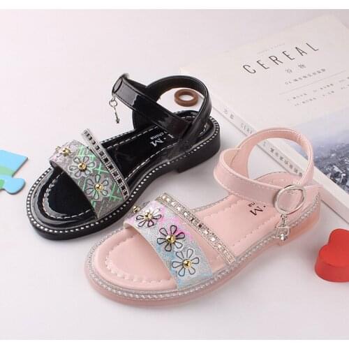 Girls' Sandals 2021 Summer New Childrens Shoes Childrens Beach Shoes Girl Flats Princess Shoes Bright Diamond Butterfly Chic