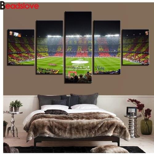 Full Square Round Drill 5D DIY Diamond Painting Gymnasium Spain Fc Barcelona Sport Football Pitch Soccer Embroidery Cross Stitch