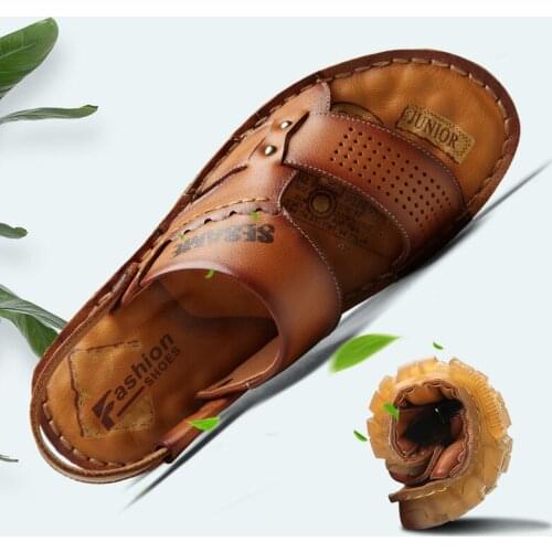 Mens Summer New Mens Leather Casual Beach Shoes First Layer Cowhide Fashion Slippers Tendon Bottom Shoes Tide Rubber Slippers