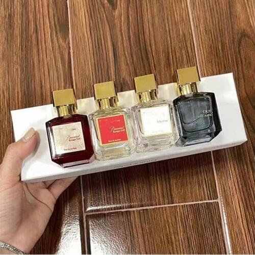 High Quality 4pcs * 30ml Set oud A la Rose Air fragrance spray New Sealed
