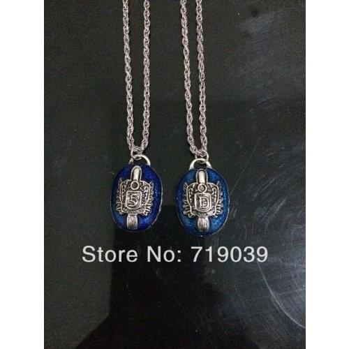 Free shipping wholesale Vampire Diaries Damon / Stefan Salvatore Necklace pendant retail new design Moive America play jewelry
