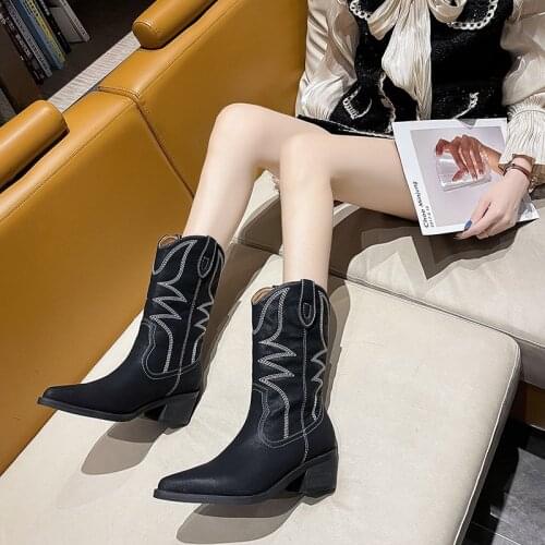 2021 Women Mid Calf Western Boots Cowboy Pointed Toe Knee High Pull On Boots Ladies Fashion Leather Motorcycle Boots Botas Mujer
