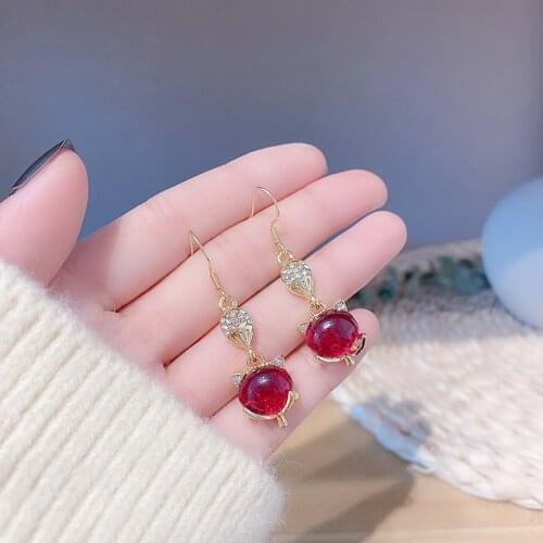 New fashion fox earrings female sweet and lovely temperament red ear hooks Korean ladies ear jewelry