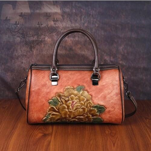 Spring And Summer New Embossed Pure Color Restoring Ancient Ways His Shoulder Fashion High Quality Luxury Shoulder Bags