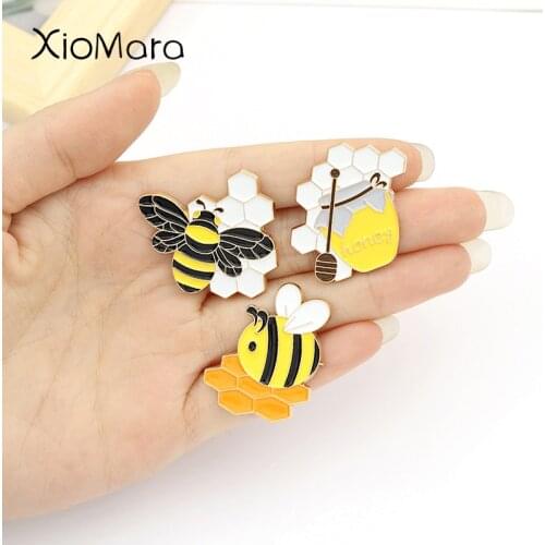 5 Styles Bee Animal Enamel Brooches Be Kind Badges Cartoon Cute Honey Pins Backpack Shirt Badge Custom Jewelry Gift For Kids
