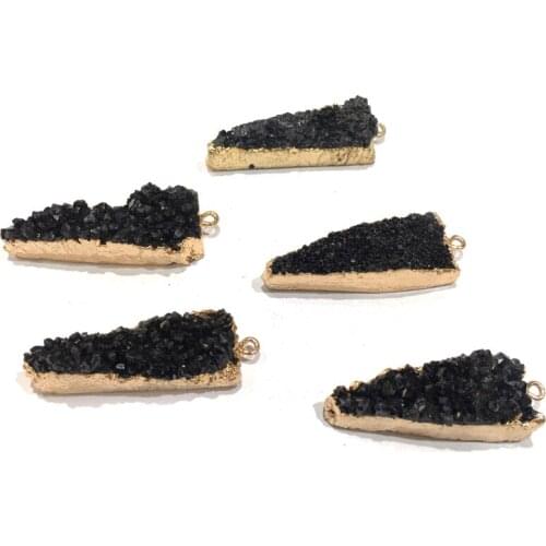 Natural Stone Triangle shape Exquisite Necklace Pendant Crystal cluster for Jewelry Making DIY Necklaces Accessories size15x25mm