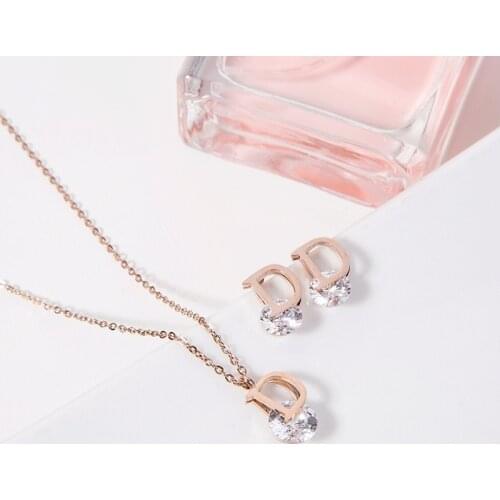YUN RUO New Arrival Rose Gold Color AAA Zircon D Letter Pendant Necklace Set Fashion Titanium Steel Woman Jewelry Prevent Fade