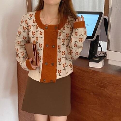 Women Casual Double Breast Knitted Sweater Female Floral Print Pullovers Retro Long Sleeves O-neck Loose Jumper