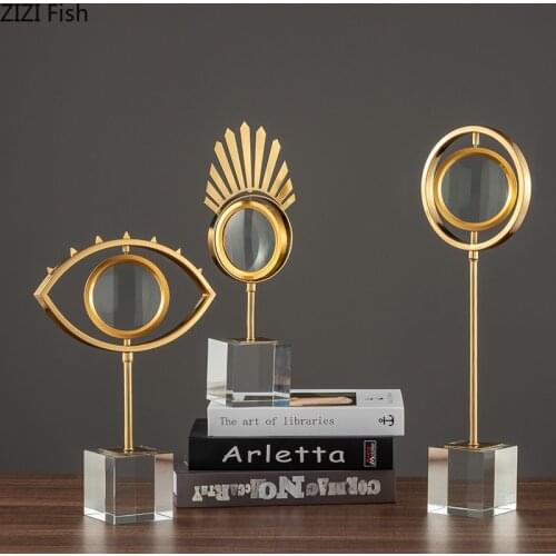 Eye Statue Metal Alloy Crystal Base Ornaments Abstract Crafts Living Room Decoration Golden Artwork Furnishings Modern Decor