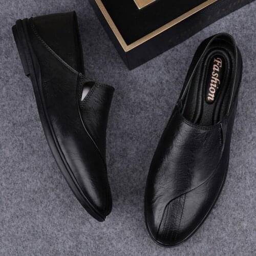 Zapatillas De Cuero Hombre Slippers Leather Mens Shoes Large Size Black Sneakers Men White Shos For Slipon Sandals 2020