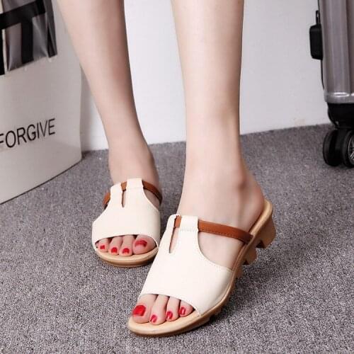 2021 Summer New Flat-bottomed Womens Sandals Korean Version of Flat-heeled Womens Sandals Plus Size Beach Shoes