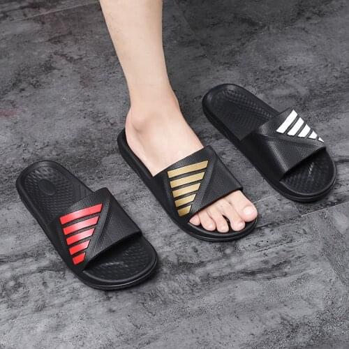 2020 Summer Men Slippers Casual Stripe Fashion Slippers Light Weight Anti-skid Sandals Men Comfortable Soft Beach Shoes Outdoor