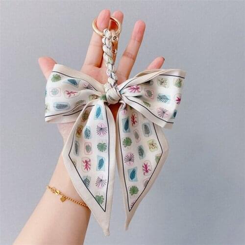 2021 New Design Pattern Styles Exquisite Bowknot Lanyard Key Chain Anti-Lost Car Keychain Net Red Woven Silk Scarf Bag Pendant