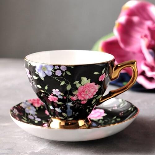 Europe high quality Bone China Coffee Cup and Saucer British afternoon tea cup Black rose Flower tea cup set 200ml Drinkware