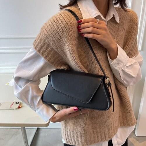 2021 New Hot Sale Asymmetric Geometric Shoulder Bag Women Pu Leather Armpit Bag Classy Small Messenger Bag Lady Designer Handbag