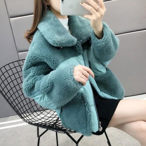 2020 Women Winter Real Lamb Fur Coat Zipper Casual Jacket Sheep Shearing Female Soft Fluffy Patchwork Fur Outwear Overcoat S217