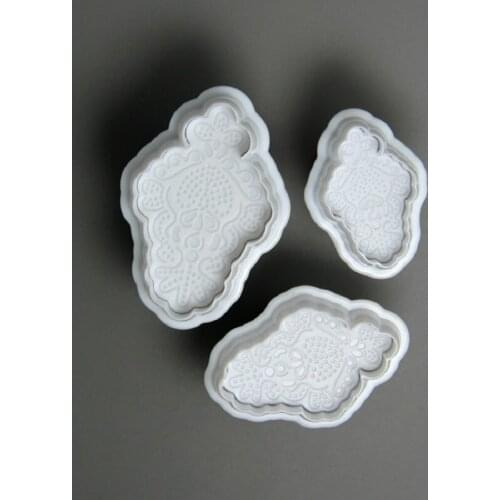 Free Shipping High Quality Strawberry Shaped Cookie Fondant Plunger Cutters Cake Decoration Pressing Molds Set