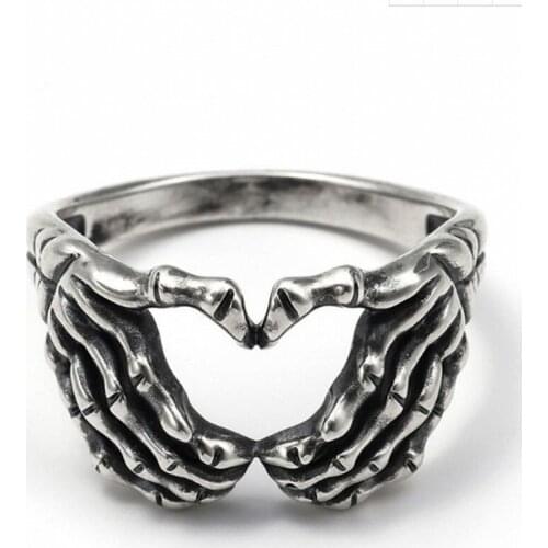 Retro Skull Ghost Paw Hand Bone Plating Ring Men Punk Hip Hop Gothic Hell Skeleton Hand Ring Accessories Banquet Jewelry Gifts