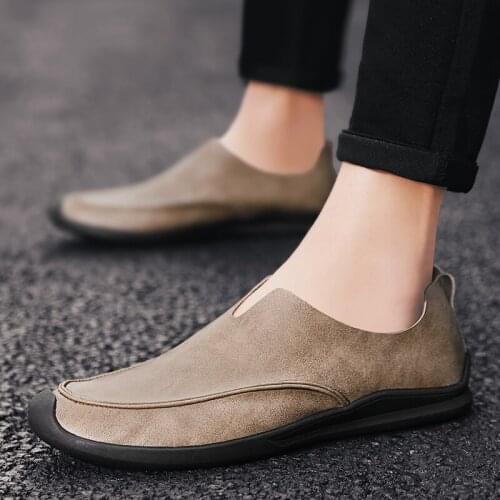 2020 Brand Mens Loafers Elegantes Light Driving Shoes Men Casual Summer Shoes Non-Slip Breathable Flats Leisure Walk Loafers Men