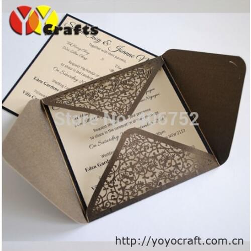 50sets coffie color luxury wedding invitation cards 2018 four folds lace pocket wedding cards with envelop
