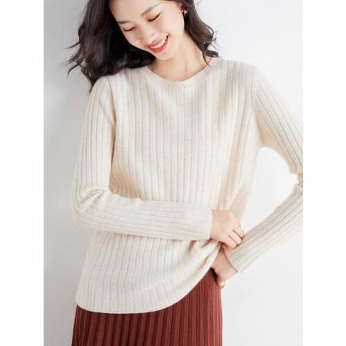 Autumn and Winter Clothing New Womens Round Neck Woolen Sweater Korean Loose Pullover Short Pure Wool Base Coat 62111