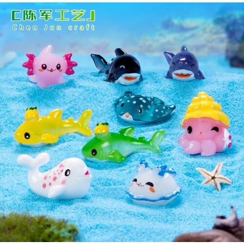Miniature Marine Animals Shark Whale Aplysia Octopus Turtles Dolphin Cute Resin Figurines for Living Room Decoration Accessories