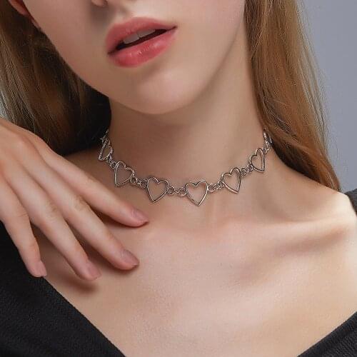 New Fashion Hollow Heart Link Chain Choker Necklaces for Women Golden Necklace Statement Chain Necklace Jewelry Party Gift Girls