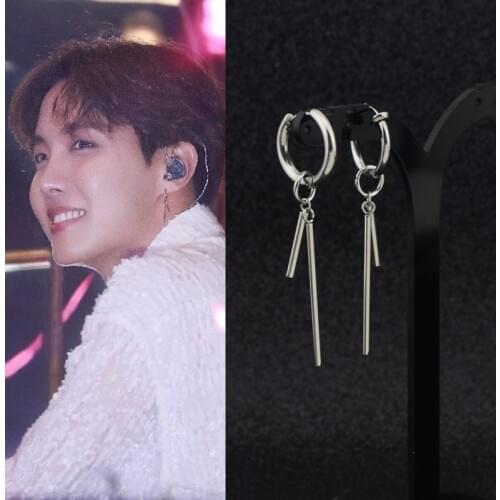 A Single Stainless Steel Strip Men Earrings South Korean Star of the Same Paragraph Trendy Earrings Ornament Wholesale