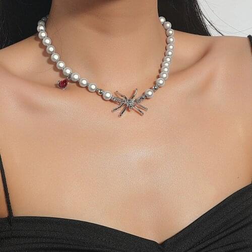 Trendy Animal Necklaces Womens Vintage Neck Chain Reflective Pearl Strand Spider Ruby Alloy Chokers Necklaces Jewelry for Girls