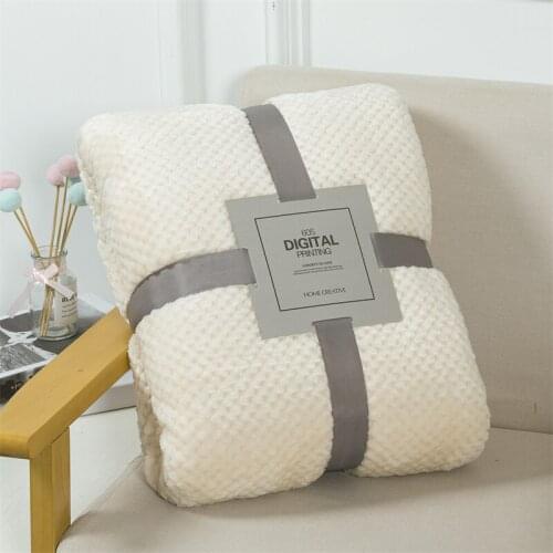 Super Soft Warm Throw Blankets Microfiber Flannel Aircraft Sofa Office Towel Travel Fleece Mesh Portable Car Coral Cover Blanket