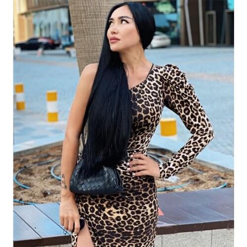 Leopard Print Sexy One-shoulder Split Vintage Vestidos Summer 2021 Casual Slim Women Party Dress Club Streetwear Robe BD2060