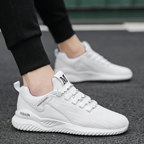 Mens shoes Korean style breathable trend mens fly woven mesh shoes sports casual running shoes 2021 new autumn