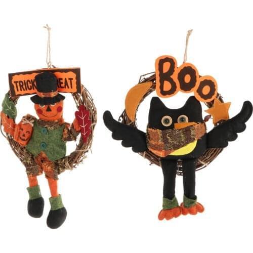 Kesoto Wreaths On The Door