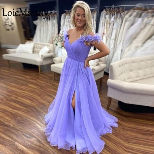 Stunning Feathers Long Prom Dresses 2021 With Split Organza Evening Party Gowns For Women Hand Made Flowers Dress for Graduation