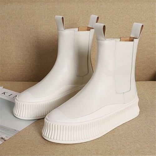 2021 New White Genuine Leather Women Chelsea Boots Thick Sole Flat Short Booties Platform Shoes Woman Slip-on Botas Mujer Autumn
