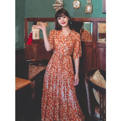 Summer New Womens Bohemian Travel Holiday Style Beach Dress Retro Printing v-Neck Slim Long Dress Pastoral Floral Dress