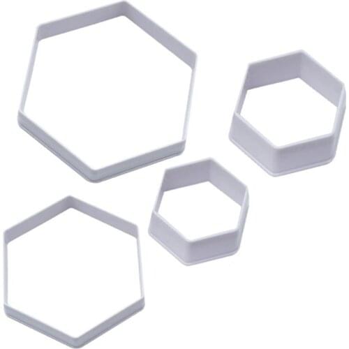 4pcs/set Football Cookie Cutter DIY Biscuit Cake Mold Plastic Soccer Decoration Sugarcraft Fondant Baking Tools