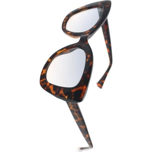 Custom Ladies Oversized Square Sun Glasses Fashion UV400 Colorful Transparent Plastic Trendy Women Shades Sunglasses