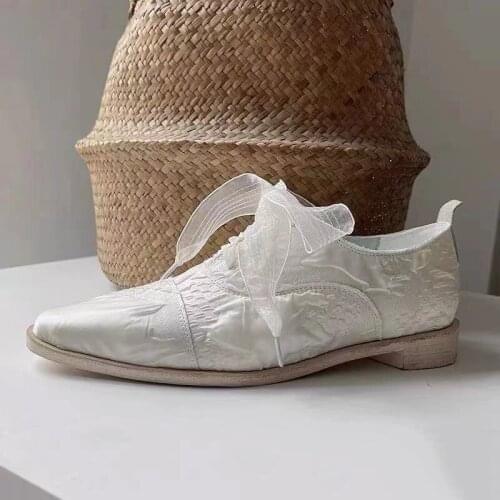 Genuine Leather Brogue Shoes Women 2021 Summer Lady Wild Pointed Flat Bow Single Shoes White Lace Lace-up Womens Flats Loafers