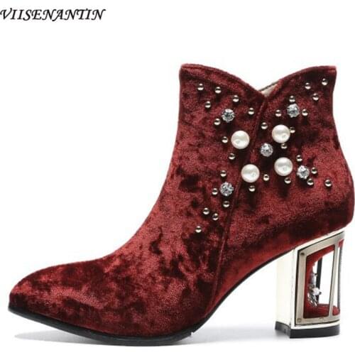 Autumn and Winter Velvet Hollow Shaped High-heeled Short Boots Hand-stitched Rhinestone Pearl Pointed Fashion Fashion Boots