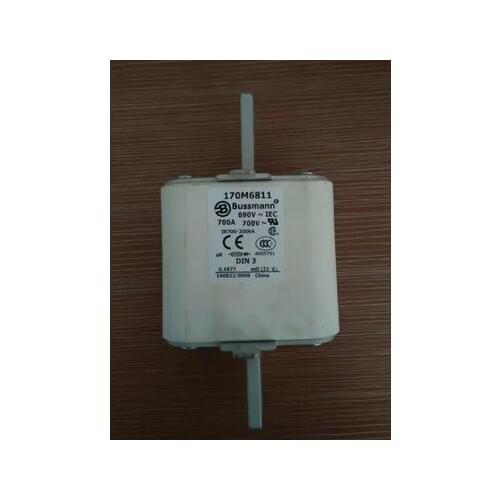 Fuses: 170M6811 700A 690V / 170M6812 800A 690V / 170M6808D 500A / 170M6809D 550A / 170M6810D 630A 690V aR