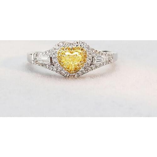 18K 750 White Gold 1ctw Heart Cut Centre 1ct Yellow Moissanite Halo Side Baguette Engagement Ring Set Anniversary Ring
