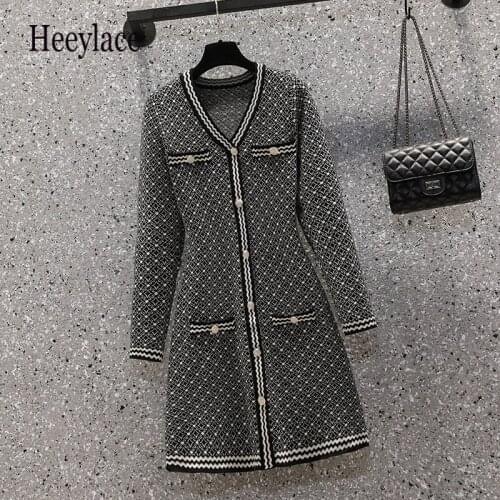 Plus Size Autumn Winter Warm Knitted Sweater Dresses 4XL French Vintage V Neck Long Sleeve High Waist A-line Vestido De Fiesta