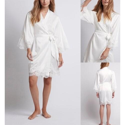 Graceful V Neck Night Robe Bridal Gowns Lace Appliqued Photography Dress Custom Made Party Sleepwear Above Knee Nightgown Robes