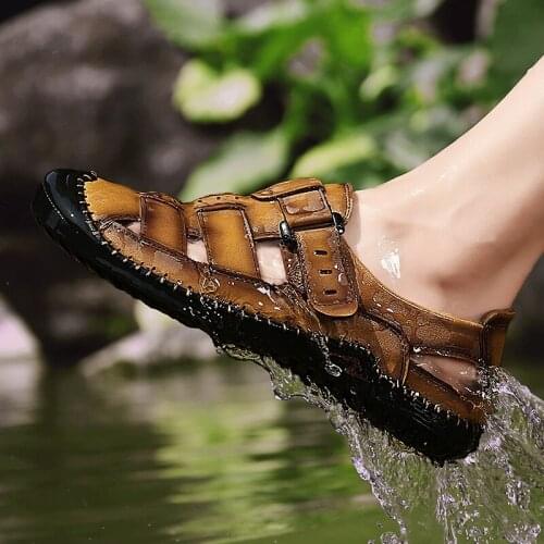 Fashion Mens Sandals Summer Genuine Leather Men Beach Sandals Comfortable Men Gladiator Sandals Simple Design Mens Style Shoes