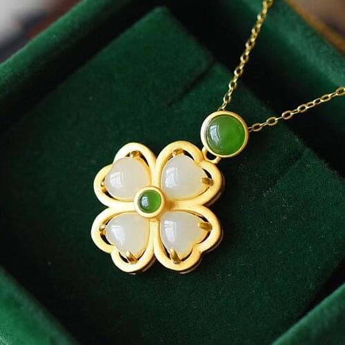Vintage white green jade gemstones clover pendant necklaces for women 18k gold color choker jewelry bijoux fashion party gifts