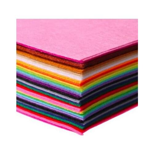 Cheap 40 Pcs\lot 15x15 cm Polyester Felt Fabric Cloth DIY Handmade Sewing Home Decor Material Thickness 1mm 40 Mix Colors