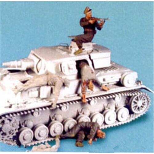 1:35 Resin Figure Model Kit Unassambled Unpainted //T059(NO TANK) 3 figures