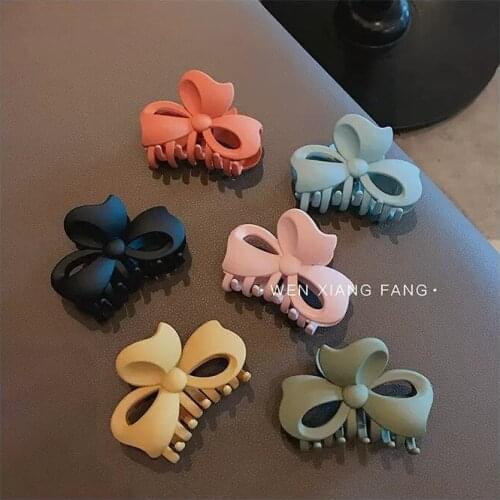 Hot Sale Solid Color hair Claw Clip Women Hair Bows Girls Elegant Sweet Frosted Acrylic Hair Pins Hair Accessories